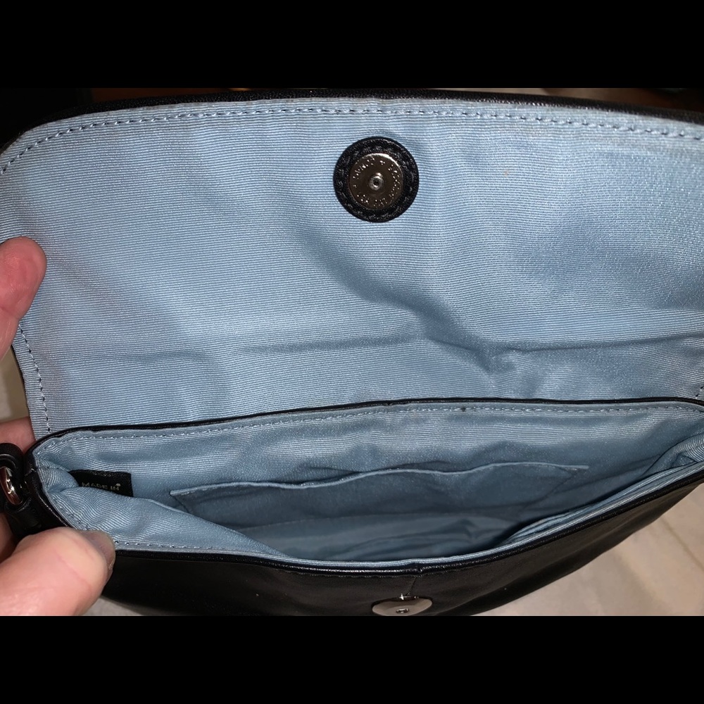 Coach wristlet - Picture 3 of 3